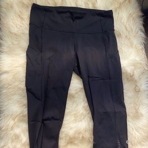 Fabulous Black High waisted LuluLemon Capris